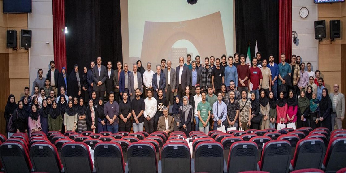 مراسم معارفه دانشجویان نو ورود دانشکده مهندسی صنایع و سیستم ها برگزار شد