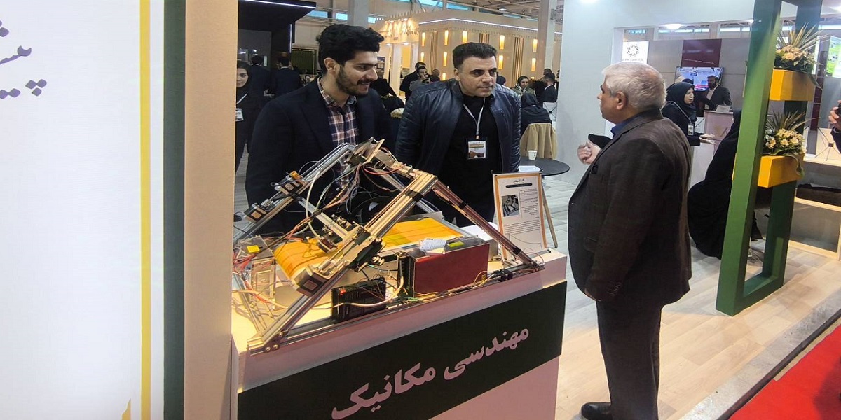 حضور دانشکده مهندسی مکانیک در بیست‌ و پنجمین نمایشگاه دستاوردهای پژوهش، فناوری و فن‌بازار